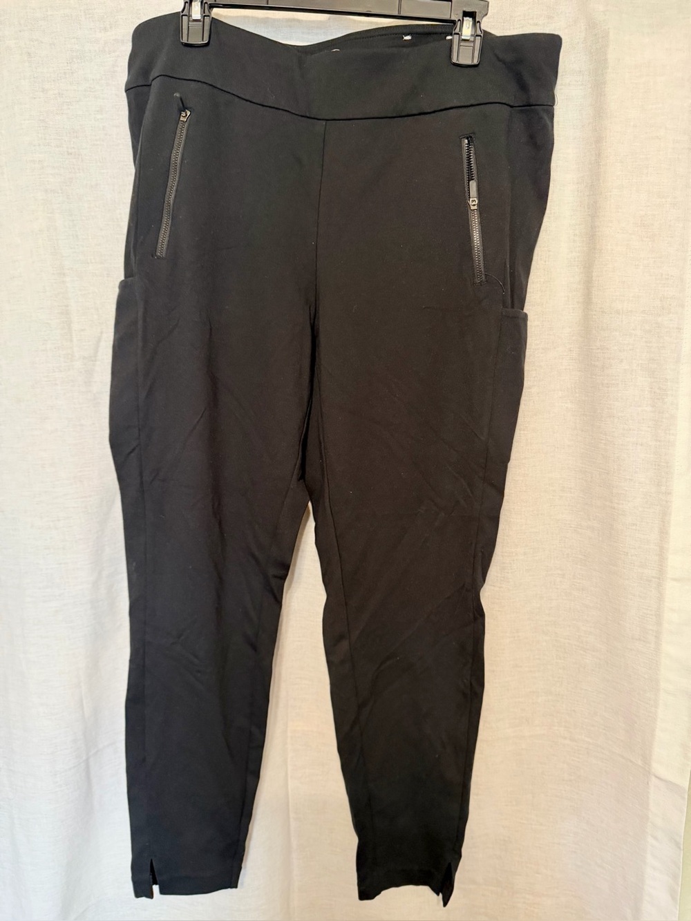 Gaiam Wimen’s Black Ponte Performance Stretch Pants size XL